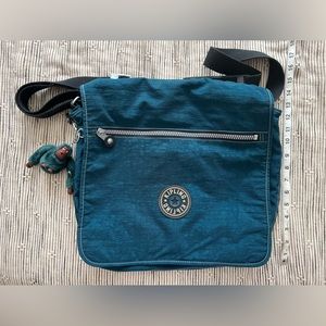 Kipling large expandable crossbody messenger bag